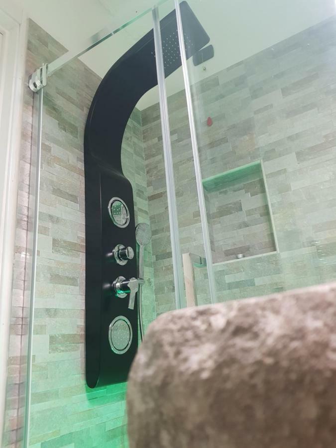 Suite In Milano Certosa Station Экстерьер фото